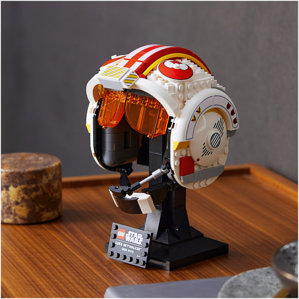 Купить  LEGO Star Wars Шлем Люка Скайуокера Красный 75327-4.jpg